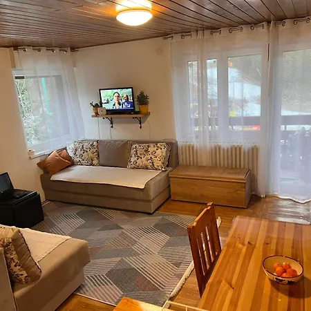 Apartment Luka